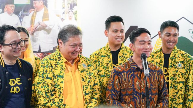 Begini Ungkapan Airlangga mengenai Kemungkinan Gibran PDIP bergabung dengan Golkar