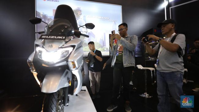 Suzuki Burgman yang Muncul di IMOS 2023 Menarik Perhatian