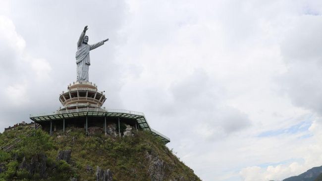 Siapa Sangka Patung Yesus Tertinggi Dunia Berada di Indonesia!