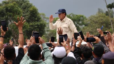 Prabowo Subianto adalah seorang politisi dan mantan jenderal TNI-AD