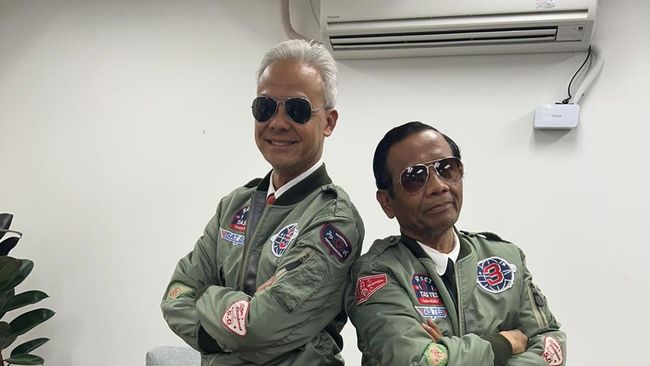 Ganjar-Mahfud Tampil Keren dengan Jaket Bomber Seperti dalam Film Top Gun, Ini Pesannya