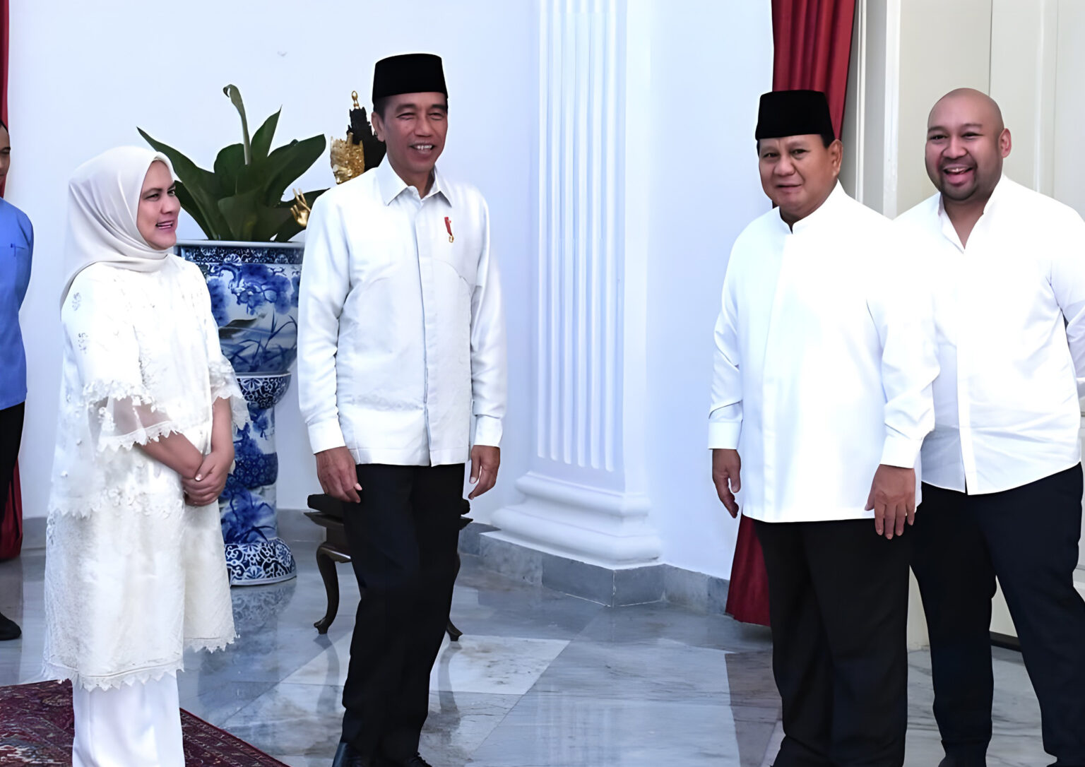 Prabowo Subianto Bersarapan dengan Jokowi di Istana Negara pada Hari Kedua Lebaran