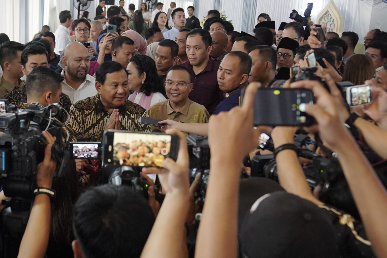 Prabowo Subianto Memohon Maaf Lahir Batin kepada Rekan-Rekan Media pada Hari Kedua Lebaran