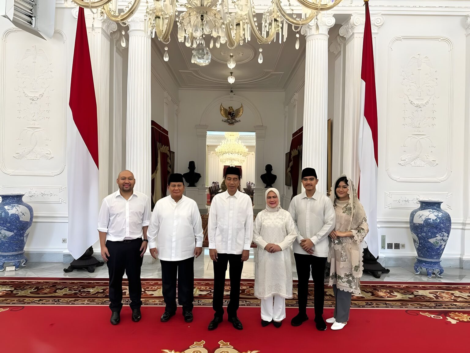 Prabowo Subianto Menjenguk Kerabat Jokowi, ARB, Dasco, Zulhas, dan Airlangga pada Hari Kedua Lebaran