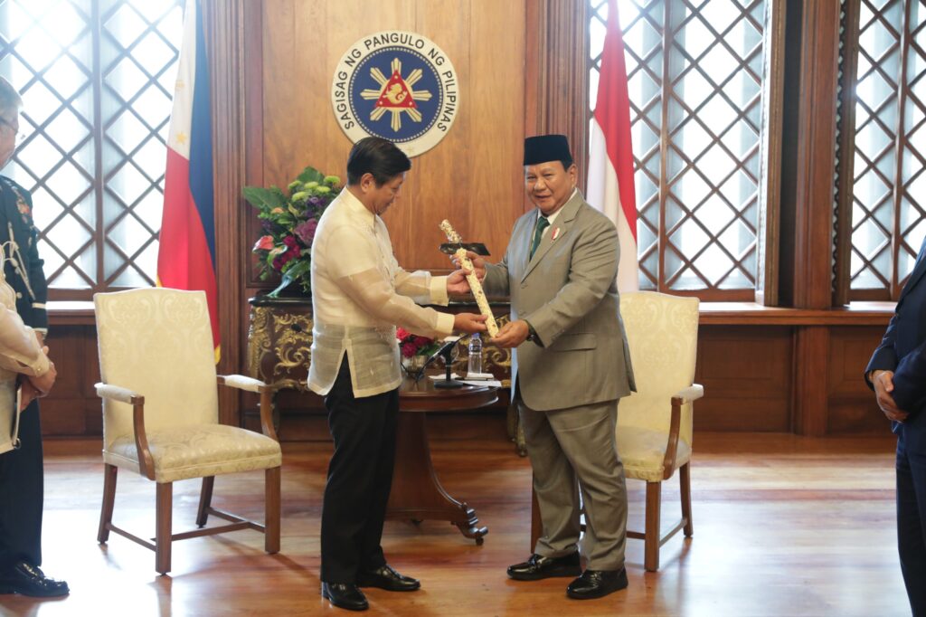 Prabowo Subianto Meets with President Marcos Jr. in the Philippines, Pledges to Enhance Asian Relations