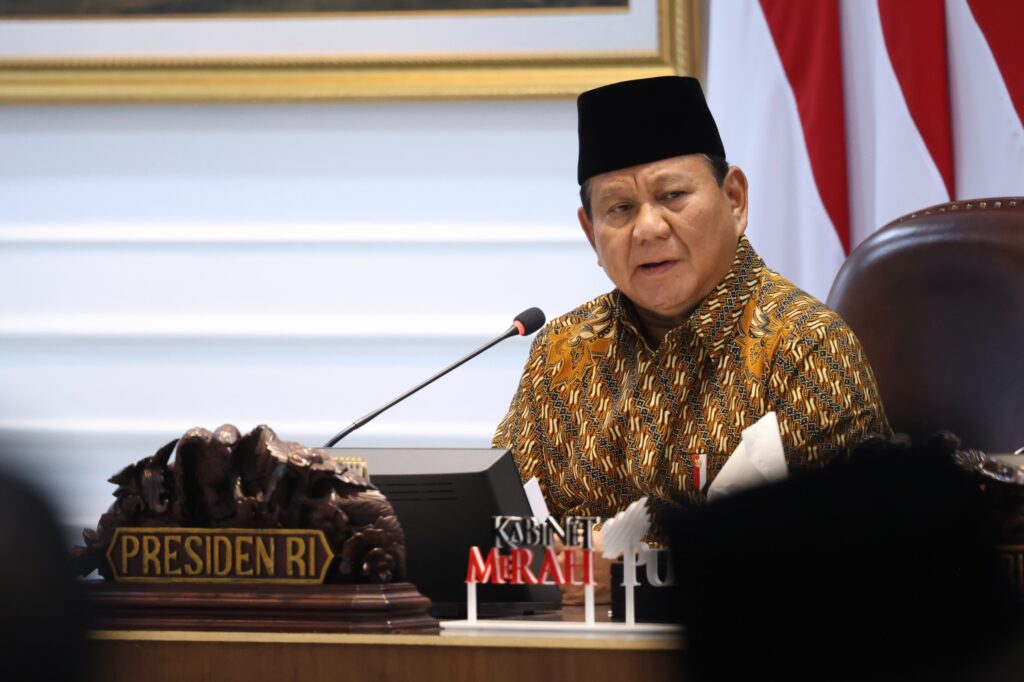 tulis ulang judul iniWarganet Apresiasi Prabowo Subianto Langsung Tancap Gas Kejar Koruptor: Sikat Terus Pak